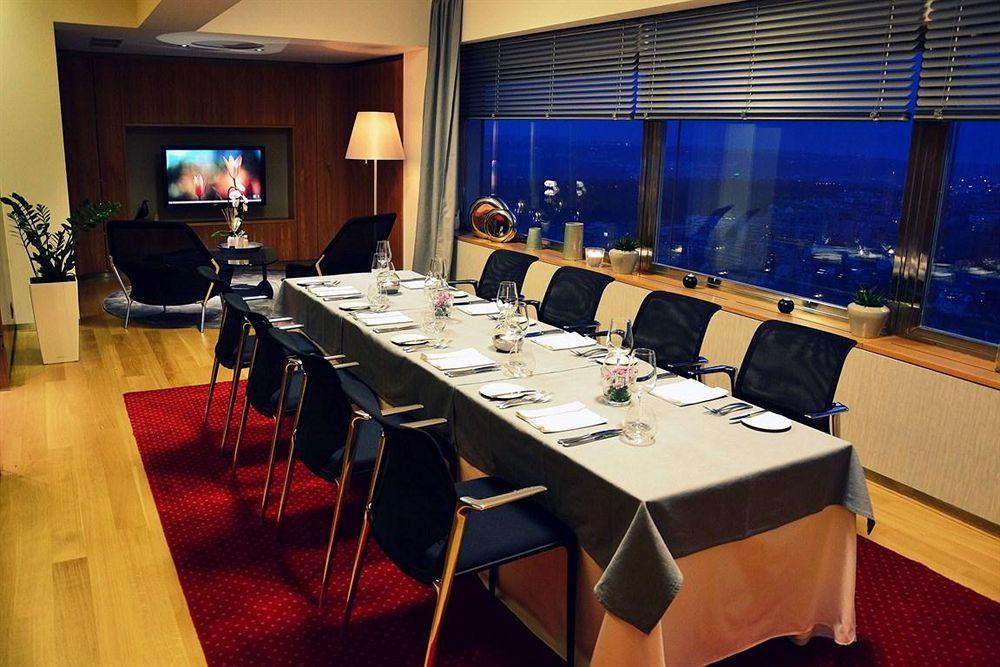 One Room Hotel Prága Kültér fotó
